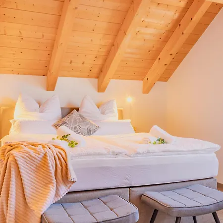 Seeblick Mit Balkon *