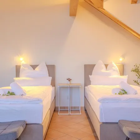 Bright View With Balcony And Air Conditioning