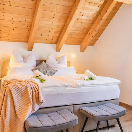 Apartmán Bright View With Balcony And Air Conditioning *